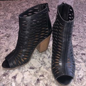 Rampage black peep toe bootie size 6